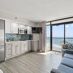 Beach Cove Resort 1421