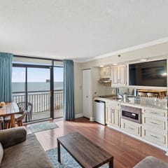 Beach Cove Resort 808