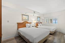 Beach Cove Resort 812