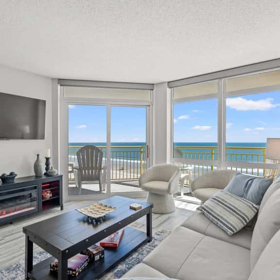 Bay Watch Resort 512 - Image 1