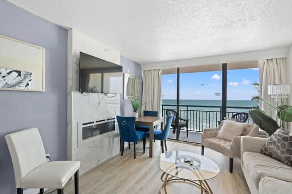 Coral Beach Resort 720
